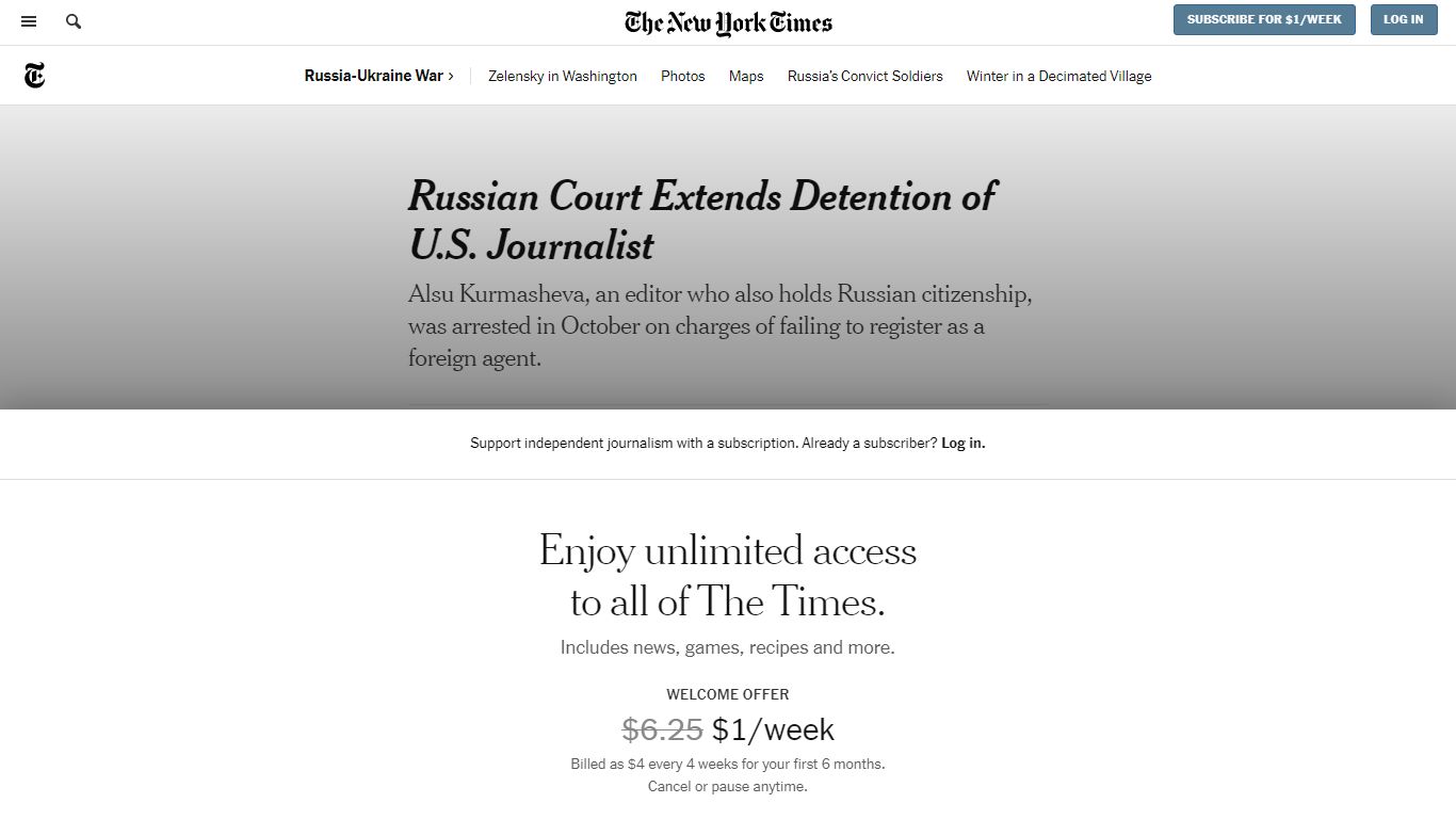 Russian Court Extends Detention of U.S. Journalist